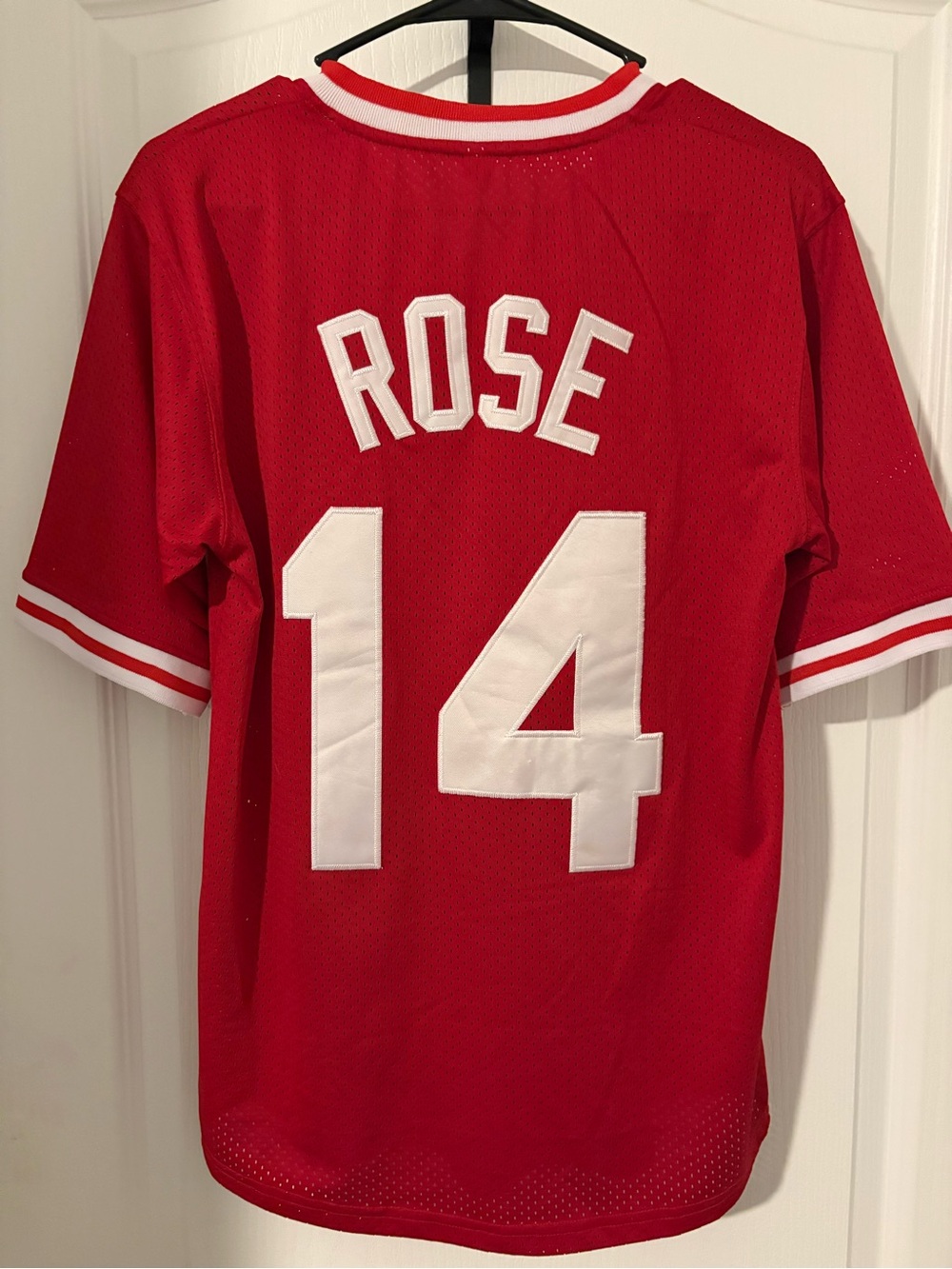 Love him or hate him, he’s the Hit King. Rose 14 RIP Charlie Hustle